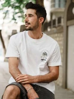 Men Coconut Tree & Letter Graphic Tee -Man Style Shop 1684905801bef7918ff1ce68f20537d0a9cf306c94 thumbnail 405x552