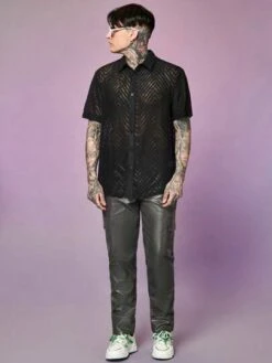 SHEIN Manfinity Fever City Men Chevron Print Button Front Shirt -Man Style Shop 168981646483e0f1d351ceeede3afa2d8b1272ae12 thumbnail 405x552