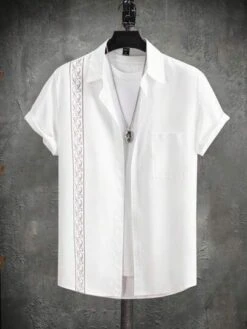 Manfinity Homme Men Geo Print Patched Pocket Shirt -Man Style Shop 16901638930065b8a24fa67c1e2aa0c4421df5e203 thumbnail 405x552