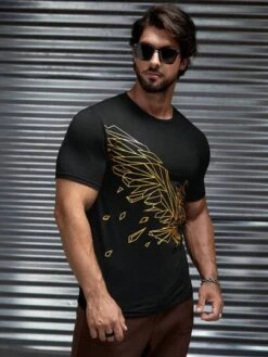 SHEIN Manfinity LEGND Men Eagle Print Tee -Man Style Shop 16909383749676613549732b1997fd460203a7dfe2 thumbnail 405x552