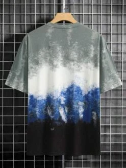 Men Slogan Graphic Colorblock Tee