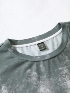 Men Slogan Graphic Colorblock Tee -Man Style Shop 1691908383ab1953e856b9273a86e6d8d59cfb8590 thumbnail 405x552