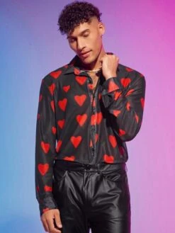 SHEIN Manfinity Fever City Men Heart Print Button Front Shirt -Man Style Shop 1691977365b6447c07b22cdbdc0909ca9721f9b671 thumbnail 405x552
