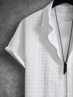 Manfinity Homme Men Solid Pocket Patched Shirt -Man Style Shop 169198106756270b21ceb0a6a67512fd718d01c58b thumbnail 405x552