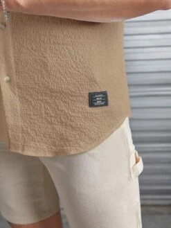 Men Letter Patched Detail Button Front Shirt -Man Style Shop 1691994418f8471db4e641f9a2ad89ec872ff4d5f7 thumbnail 405x552